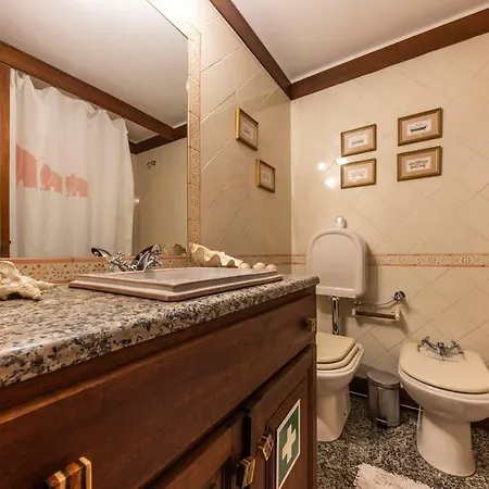 Mf Quarto Centro Pensión Coímbra